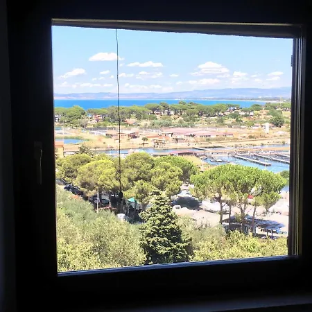 Appartement Un Quadro Sulla Giannella